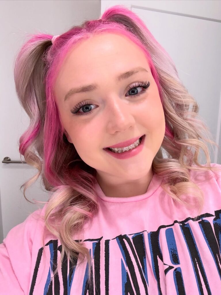 Eva Nyx: Bio, Age, Height, Family & Net Worth