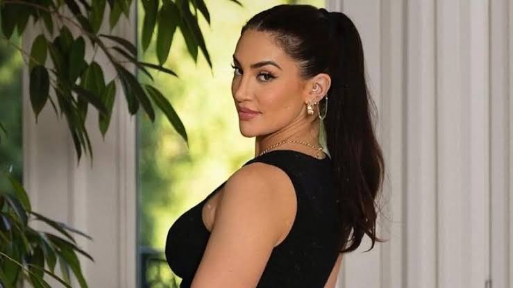 Sophie Brussaux: Complete Biography, Career & Net Worth