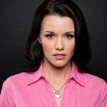 Raven Alexis: Age, Career, Height, Family & Net Worth