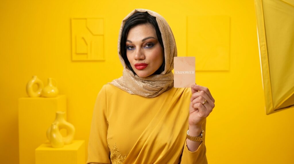 Mona Azar Biography: Age, Career, Net Worth & More